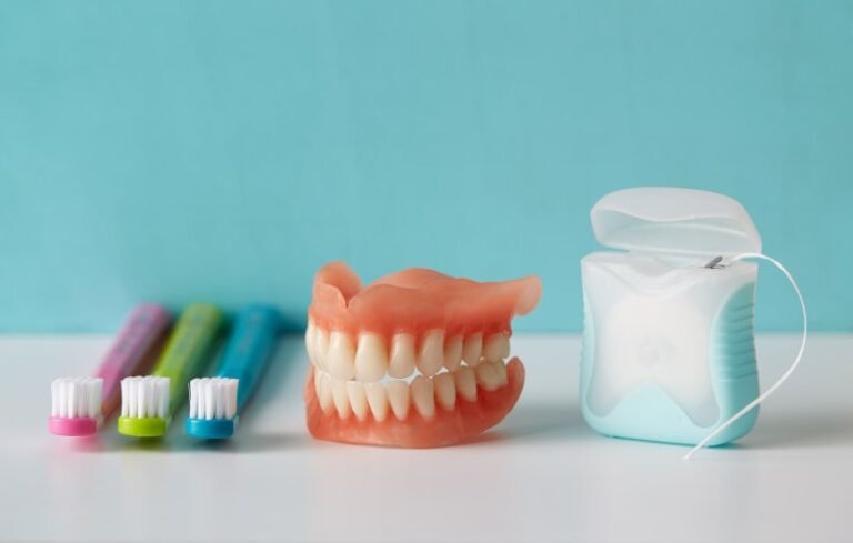 cleaning dentures