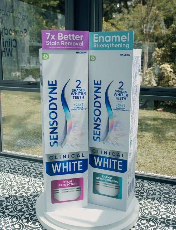 example of teeth whitening tooth paste by Sensodyne